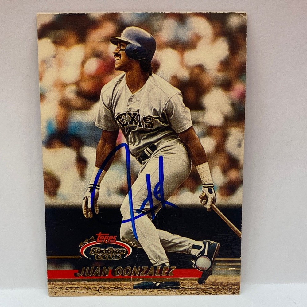 1993 Topps Stadium Club Juan Gonzalez #540 in Person Autograph (082)